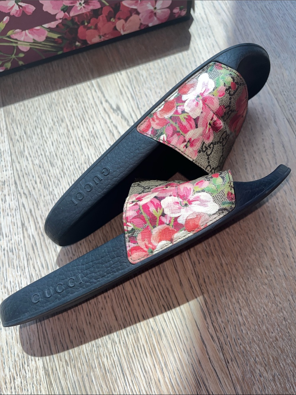 Gucci GG Supreme Blooms Floral Slide Sandals Black Size 39 - Picture 7 of 7